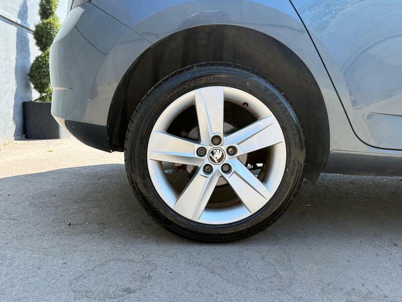 Skoda Fabia 1.0 Se Mpi Red Low Tax Bluetooth Cruise Dab Red #36
