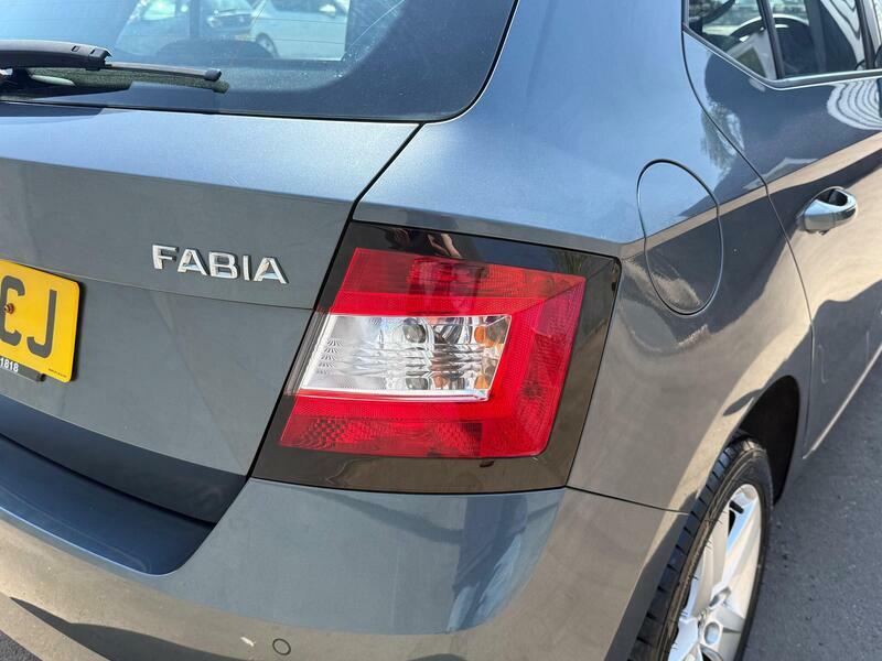 Skoda Fabia 1.0 Se Mpi Red Low Tax Bluetooth Cruise Dab Red #27