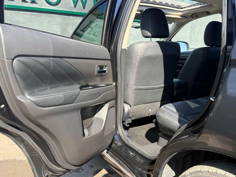 Mitsubishi Outlander 2.2 Di-d Gx4 Suv 4Wd Euro 6 Ss Black #25