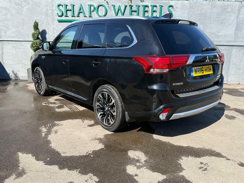 Mitsubishi Outlander 2.0H 12Kwh Gx4h Suv Plug-in Hybrid Cvt Black #2