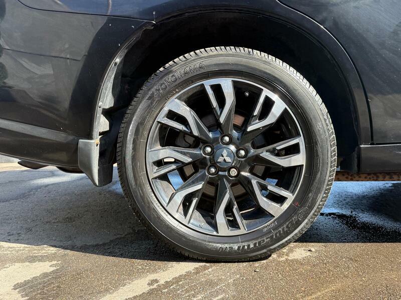 Mitsubishi Outlander 2.2 Di-d Gx4 Suv 4Wd Euro 6 Ss Black #37