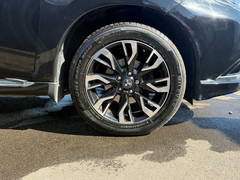 Mitsubishi Outlander 2.2 Di-d Gx4 Suv 4Wd Euro 6 Ss Black #38