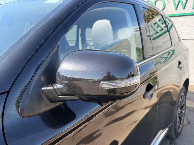 Mitsubishi Outlander 2.2 Di-d Gx4 Suv 4Wd Euro 6 Ss Black #39