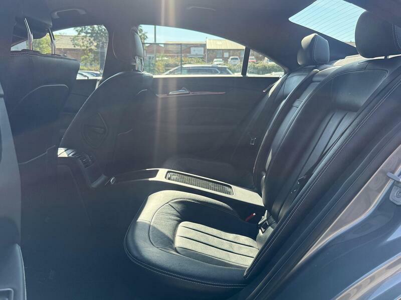 Mercedes-Benz CLS Estate 3.0 Cls350d V6 Amg Line Shooting Brake G-tr Black #27