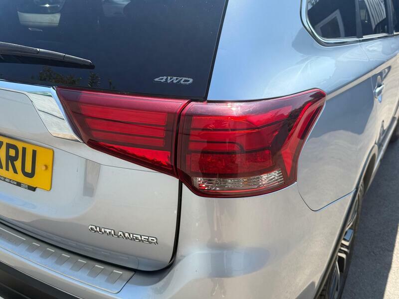 Mitsubishi Outlander Suv 2.0H 12Kwh Gx3h Cvt 4Wd Euro 6 Ss 201 Black #32
