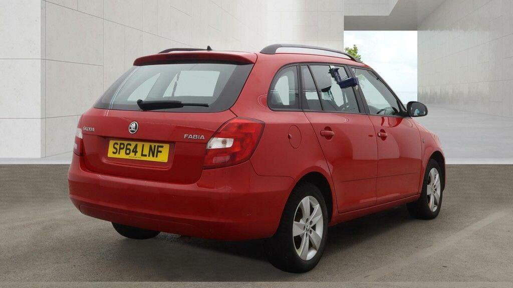 Skoda Fabia 1.6 Tdi Se Euro 5 Red #5