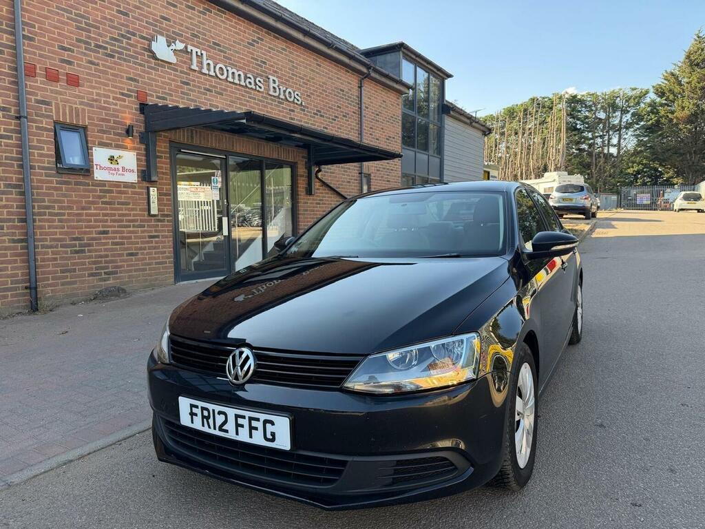 Volkswagen Jetta Saloon 1.6 Tdi Bluemotion Tech S Dsg Euro 5 Ss Black