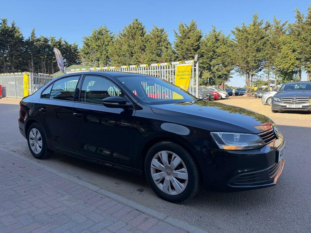 Volkswagen Jetta Saloon 1.6 Tdi Bluemotion Tech S Dsg Euro 5 Ss Black #5