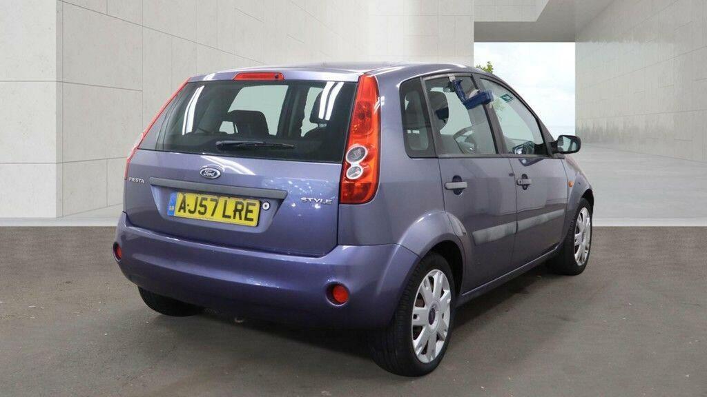 Ford Fiesta 1.4 Style Purple #5