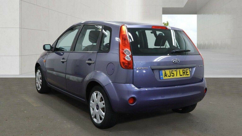 Ford Fiesta Style 16V 3-Door Cambelt Kitwater Pump Replaced Red #16