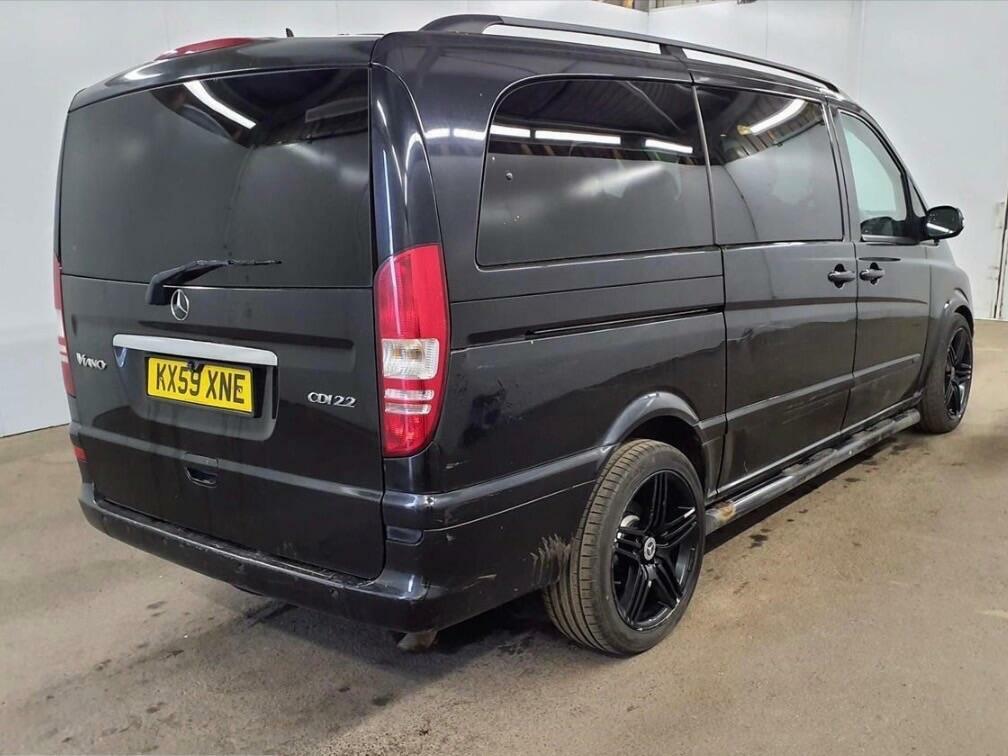 Mercedes-Benz Viano 2.2 Cdi Ambiente Mpv Rwd L2 H Black #2