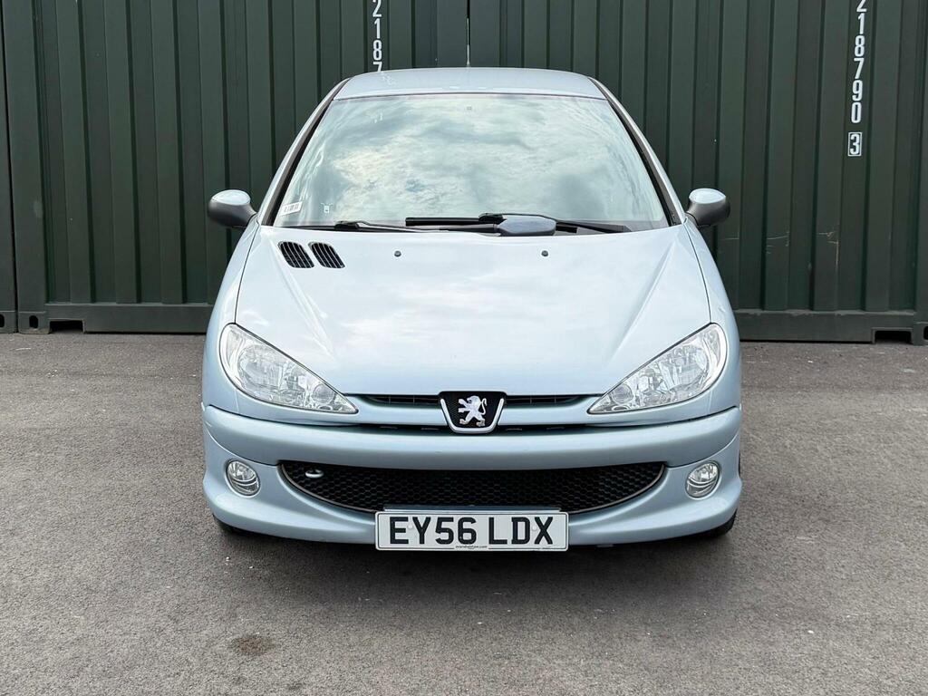 Peugeot 206 Verve Silver #2