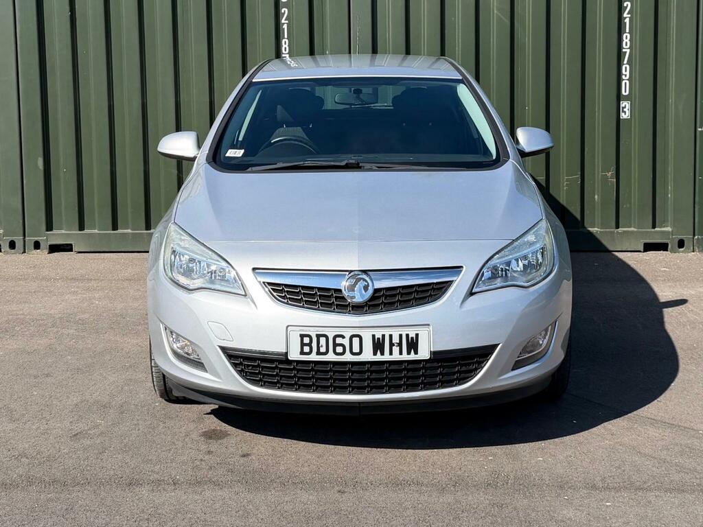 Vauxhall Astra Exclusiv BD60WHW Silver #2