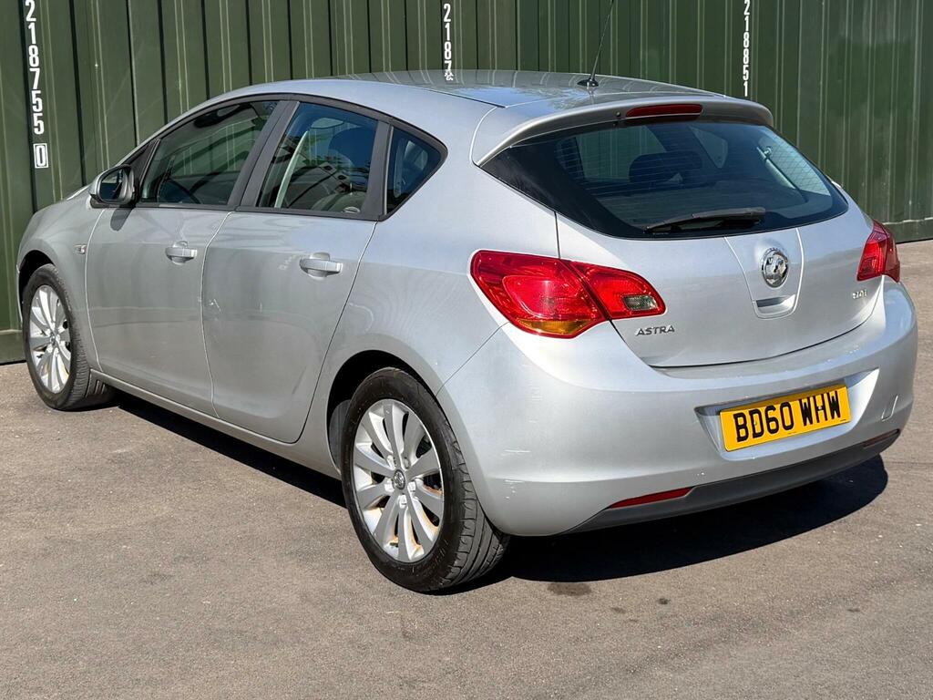 Vauxhall Astra Exclusiv BD60WHW Silver #4