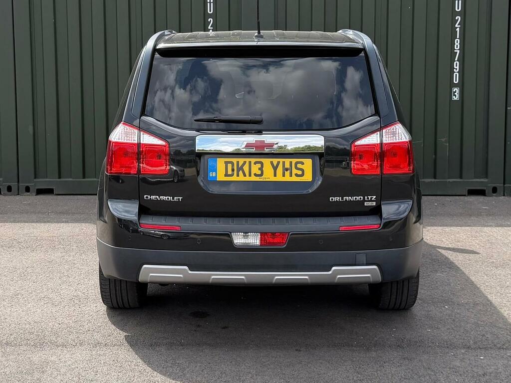 Chevrolet Orlando Ltz Black #5