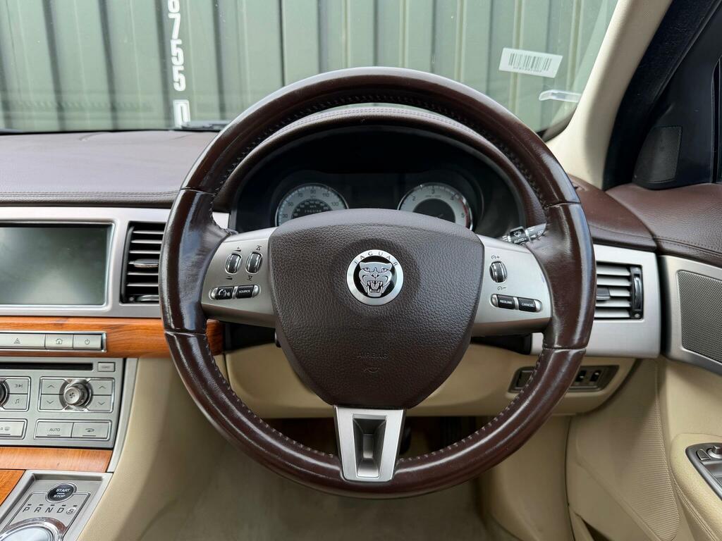 Jaguar XF 2.7D V6 Luxury Euro 4 Grey #13