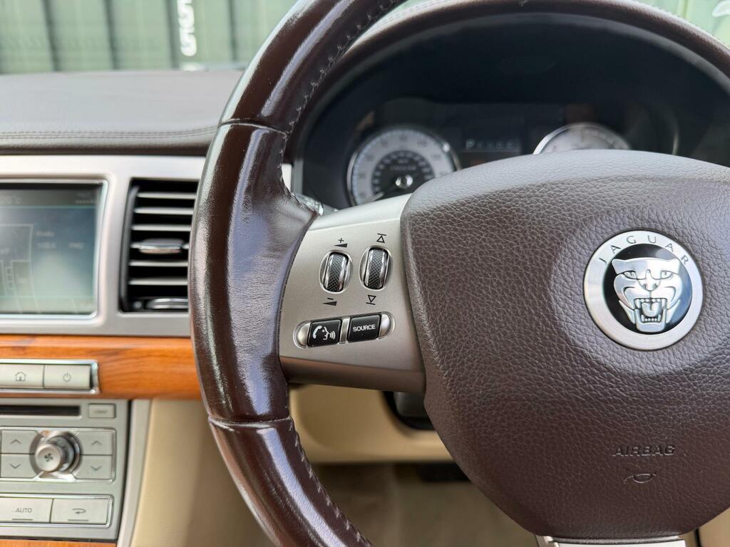 Jaguar XF 2.7D V6 Luxury Euro 4 Grey #21