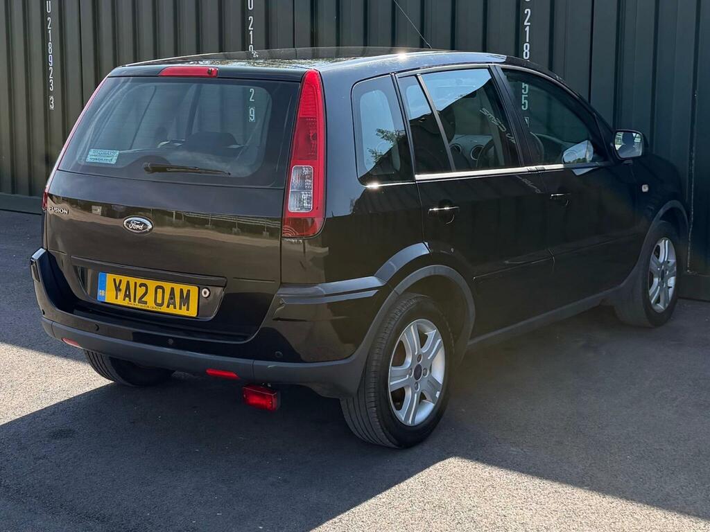Ford Fusion 1.4 Zetec Black #6