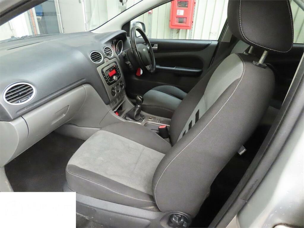 Ford Focus 2010 Ford Focusnbsp1.6 Zetec Ulez Hp Blue #2