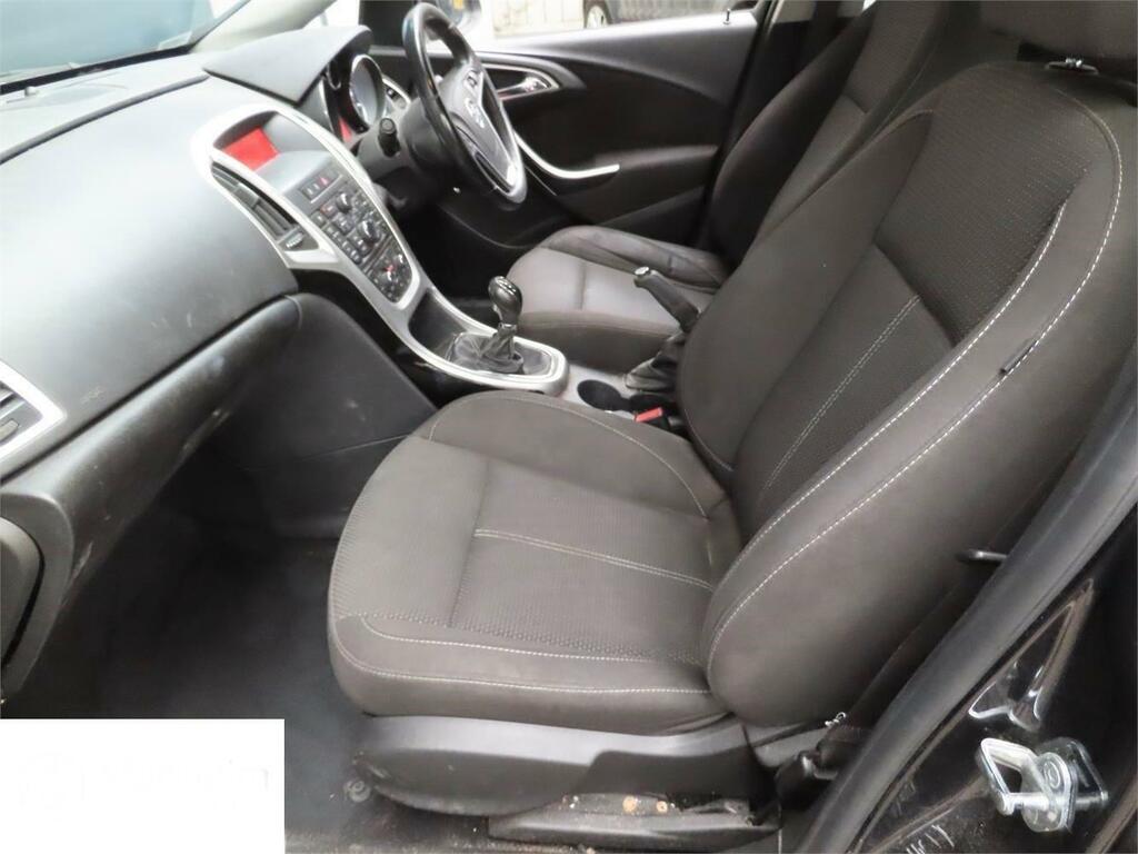 Vauxhall Astra Sri Black #2
