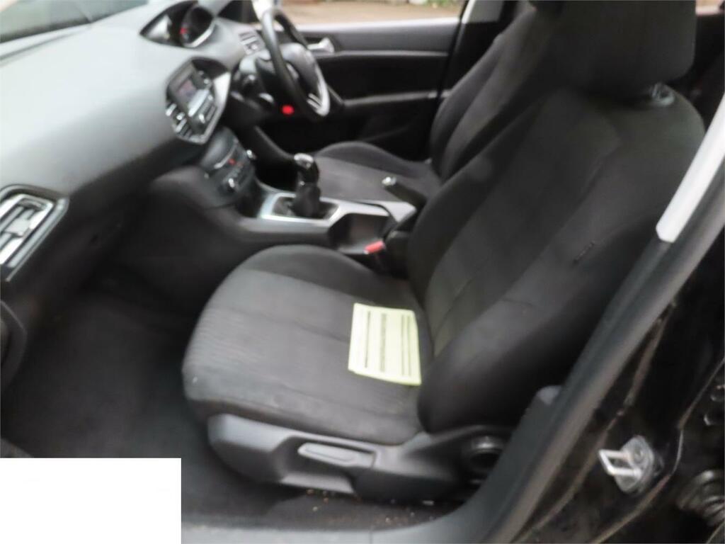 Peugeot 308 SW Access Black #2