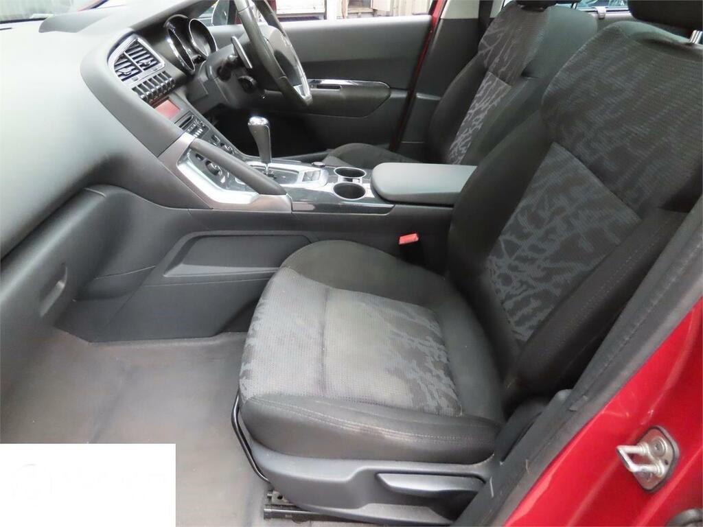 Peugeot 3008 Hdi Exclusive White #2