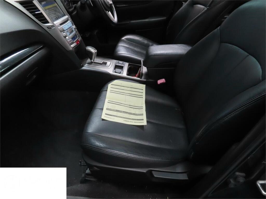 Subaru Legacy Se Grey #2