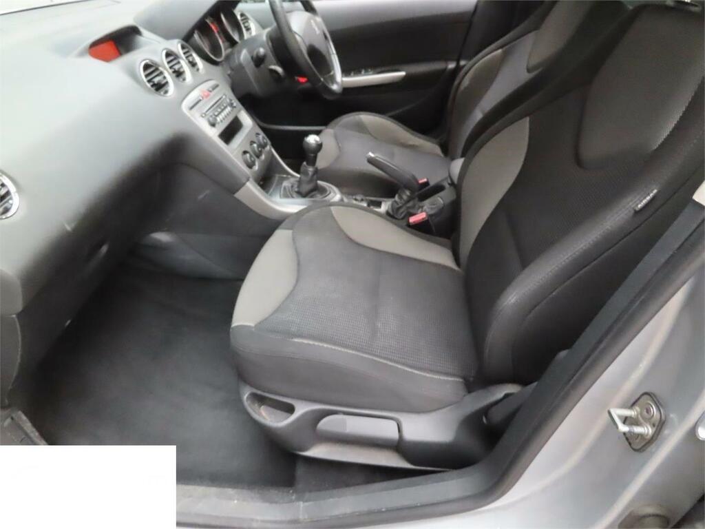 Peugeot 308 Active Silver #2