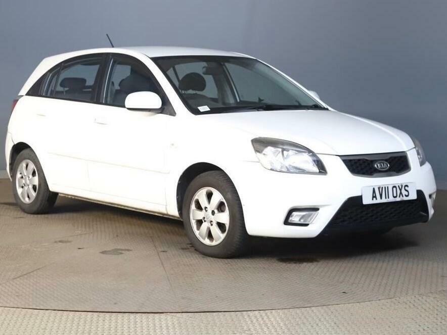 Kia RIO 1.4 Domino White