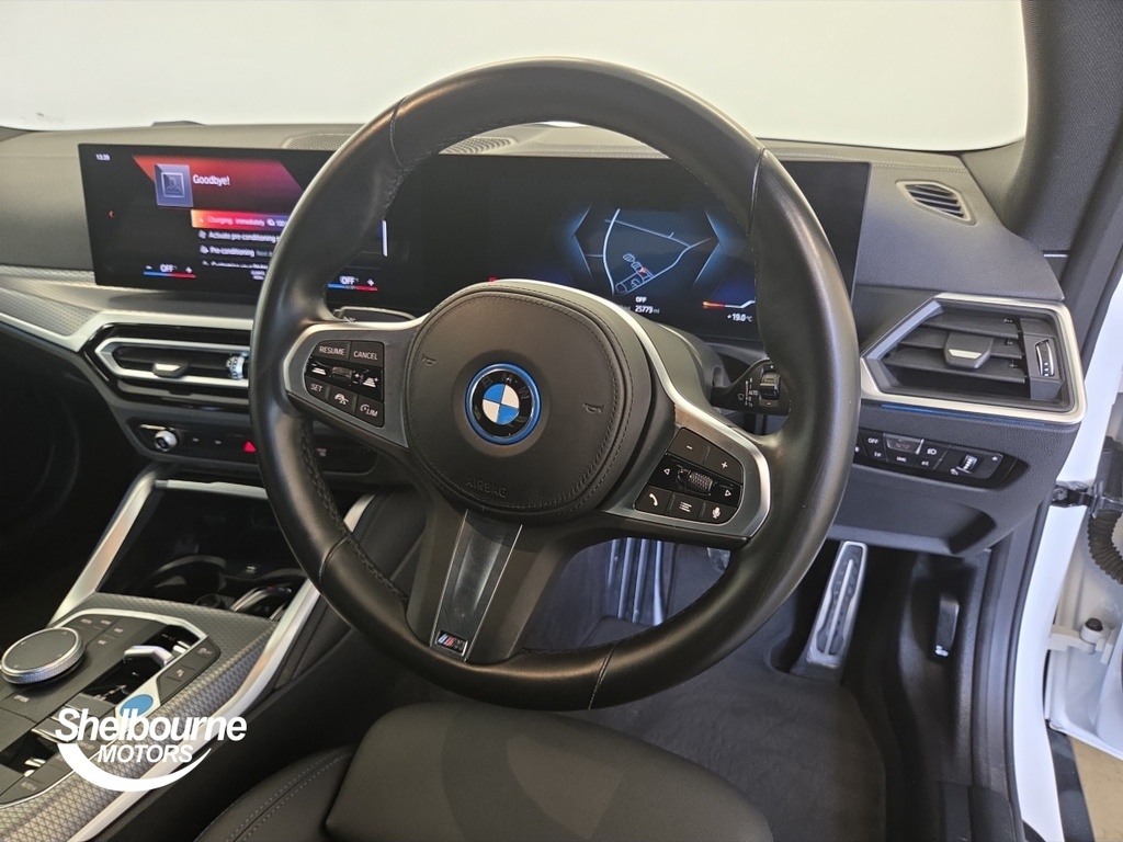 BMW i4 I4 40 83.9Kwh M Sport Gran Coupe AMZ8526 White #4