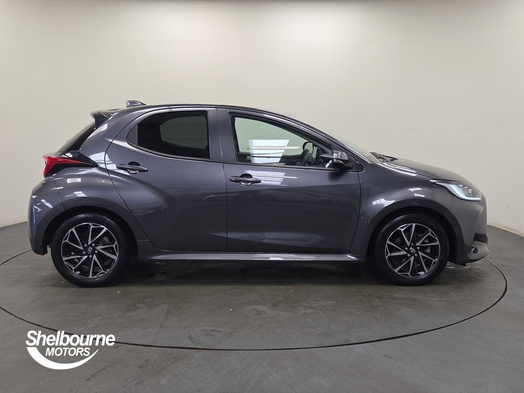 Toyota Yaris Yaris Design 1.5 Hybrid BMZ2754 Grey #3