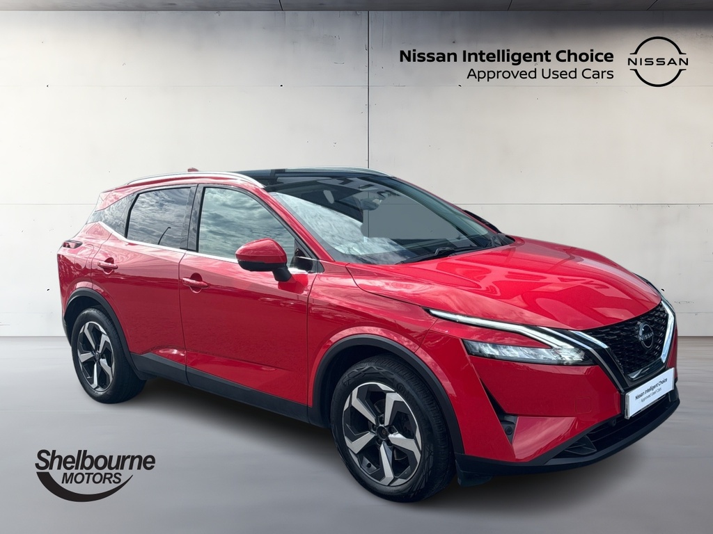 Nissan Qashqai Qashqai 1.3 Dig-t Mh N-connecta Glass Roof H SXZ7279 Red