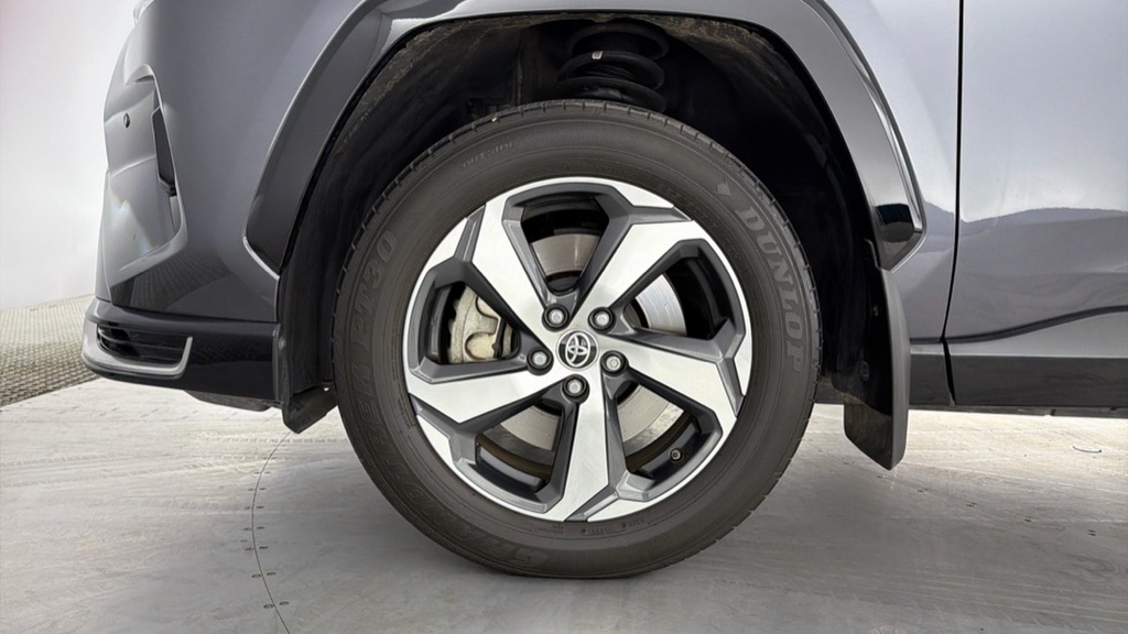 Toyota Rav 4 Gr Sport White #9
