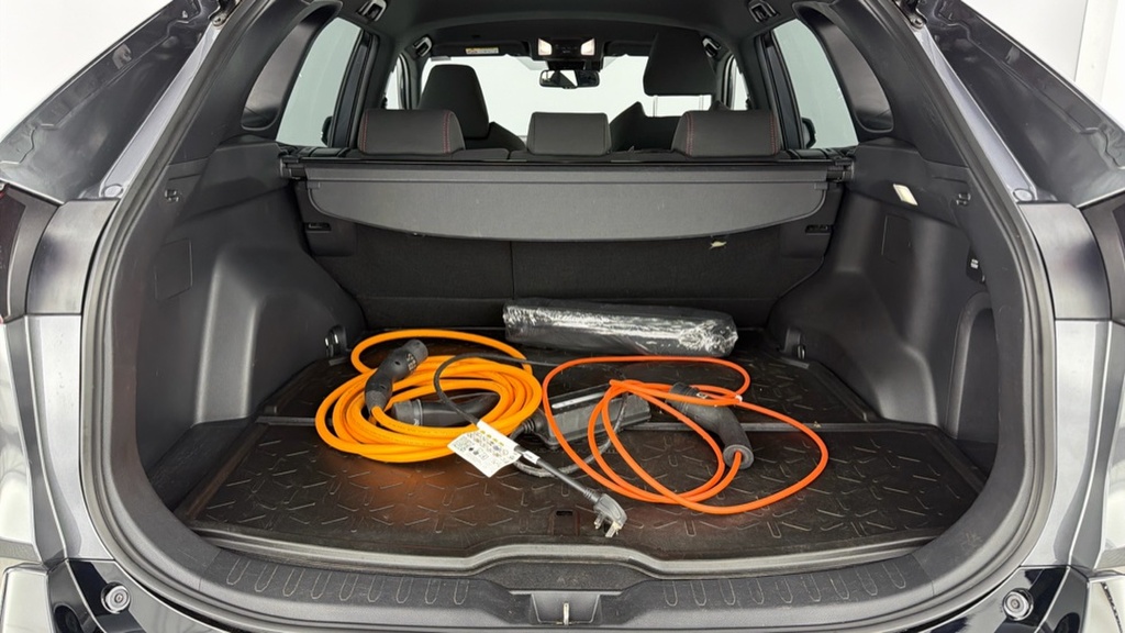 Toyota Rav 4 Gr Sport White #8