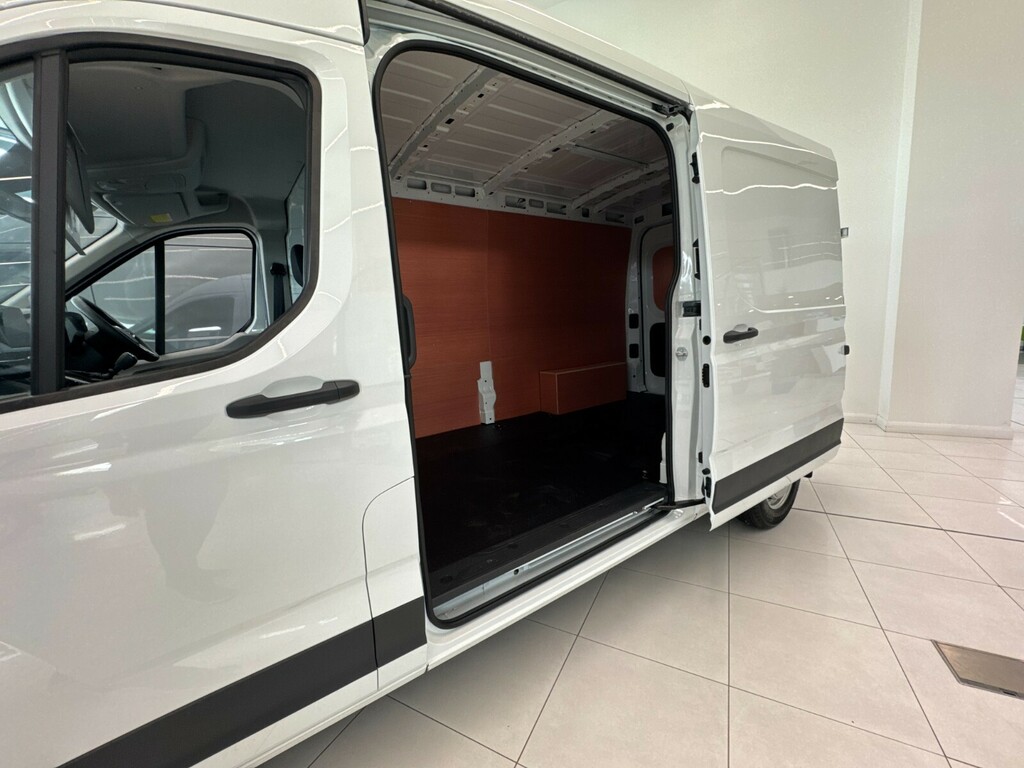 Maxus Deliver 9 Deliver 9 2.0 D20 150 High Roof Van Silver #9