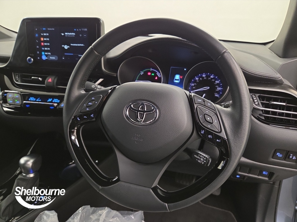 Toyota C-Hr C-hr Design 1.8 Hybrid Grey #4