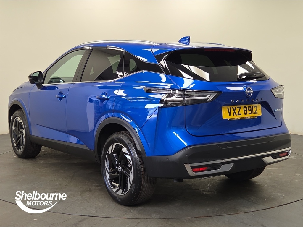 Nissan Qashqai Qashqai 1.5 E-power 205 N-connecta Glass Roof Blue #2