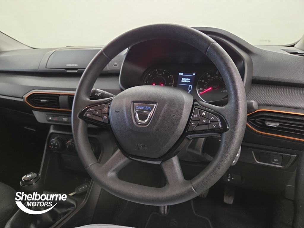 Dacia Sandero Stepway New Sandero Stepway Essential 1.0 Tce 100 Bi-fuel Black #4