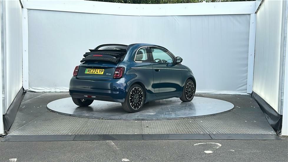 Fiat 500E C 42Kwh La Prima Convertible 118 Green #6