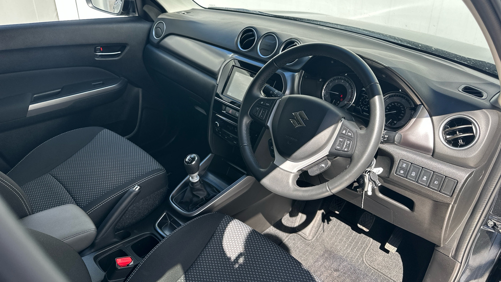 Suzuki Vitara 1.4 Boosterjet Mhev Sz-t Suv Hybrid Man NL24EAW Black #2