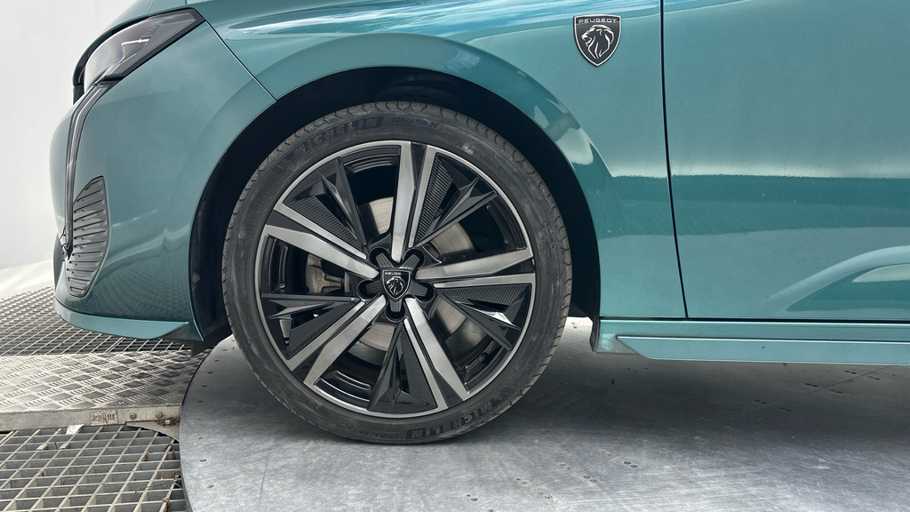 Peugeot 308 SW 1.2 Puretech Active Premium Eat8 Blue #17