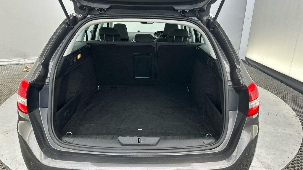 Peugeot 308 SW Puretech Tech Edition Blue #15