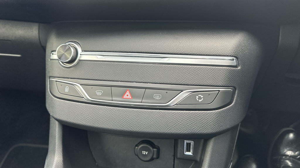 Peugeot 308 SW Puretech Tech Edition Blue #53