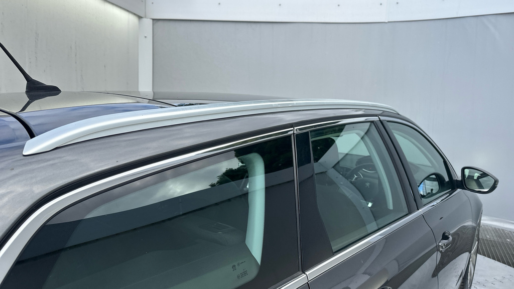 Peugeot 308 SW Puretech Tech Edition Blue #24