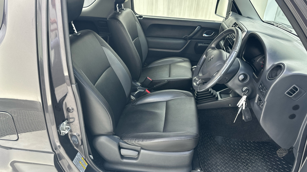 Suzuki Jimny Suv 1.3 Vvt Sz4 201717 Silver #34