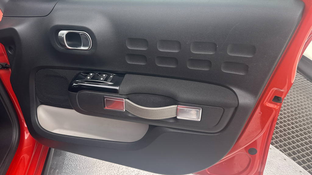 Citroen C3 1.2 Puretech Flair Eat6 Euro 6 Ss Red #41