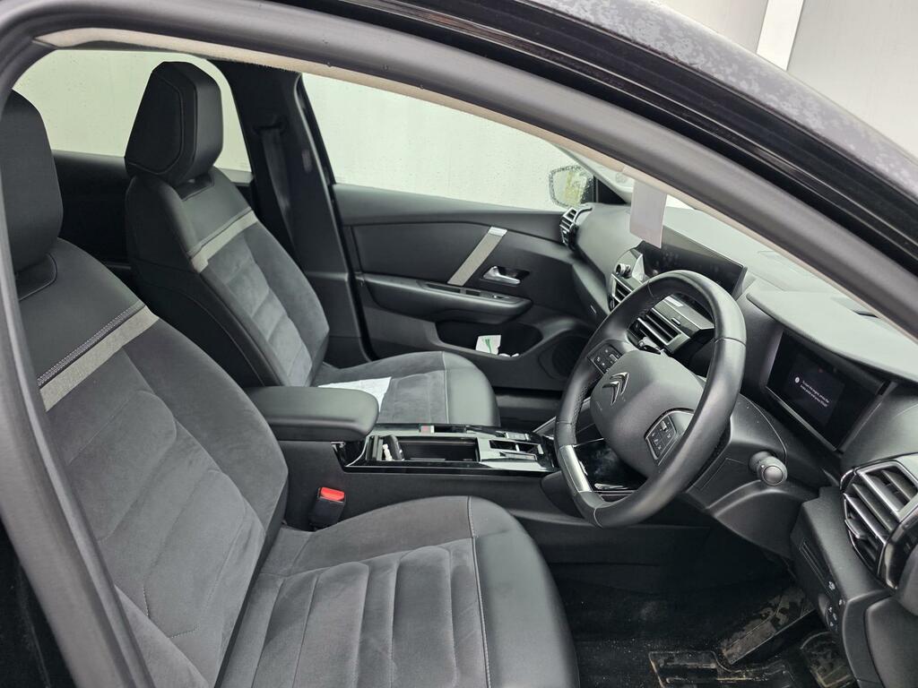 Citroen C4 1.5 Bluehdi Shine Plus Hatchback Eat8 E Black #3