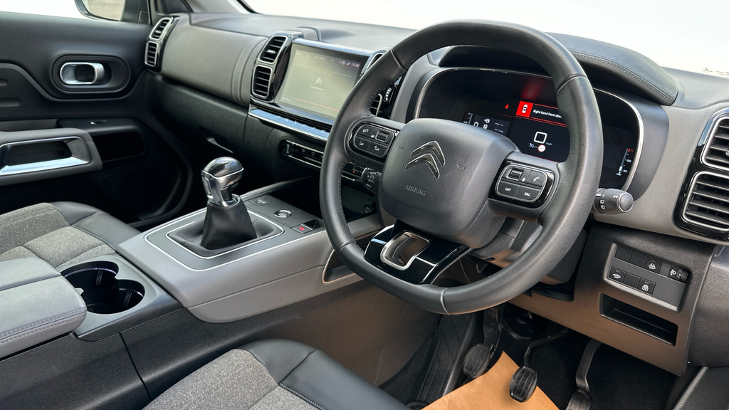 Citroen C5 Aircross 1.2 Puretech Shine Suv Euro 6 S Black #2