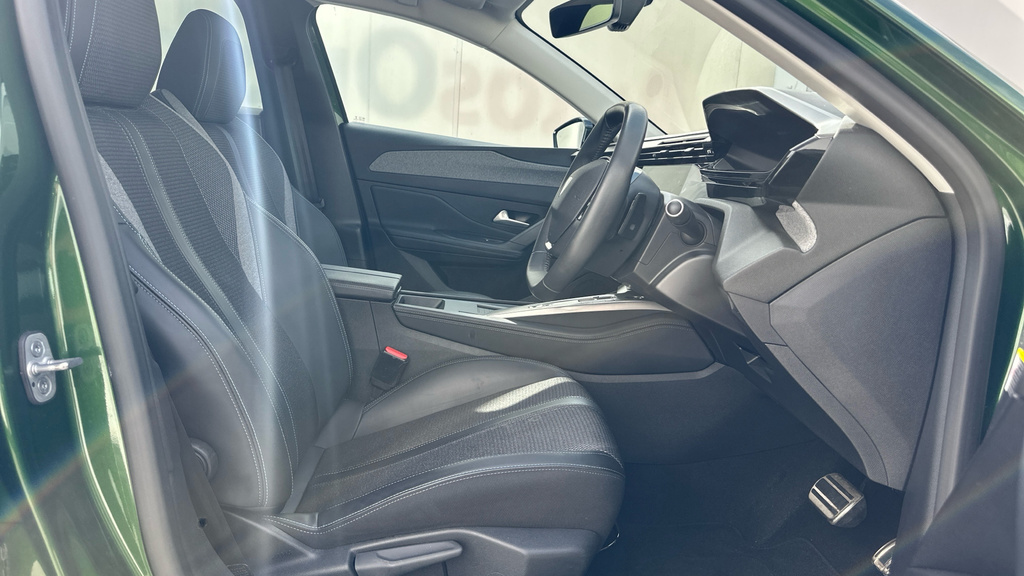 Peugeot 308 1.2 Puretech Gt Eat8 Black #52