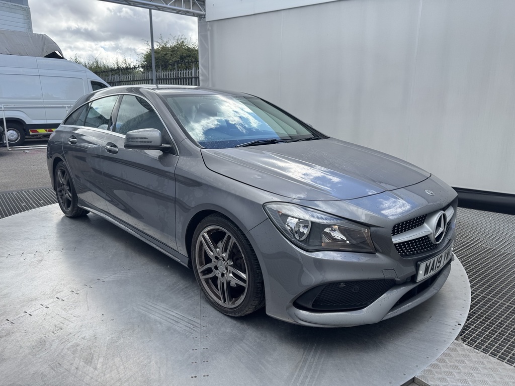 Mercedes-Benz CLA Class 1.6 Cla200 Amg Line Edition Shooting Brake Pet Grey